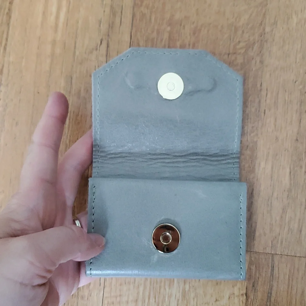 R. Riveter American Handmade‎ Leather Wallet